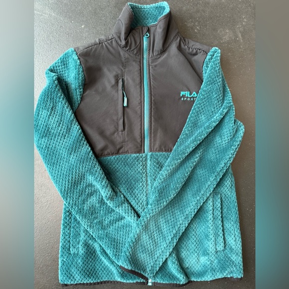 NWOT Fila green Zipup sweater - Picture 6 of 7